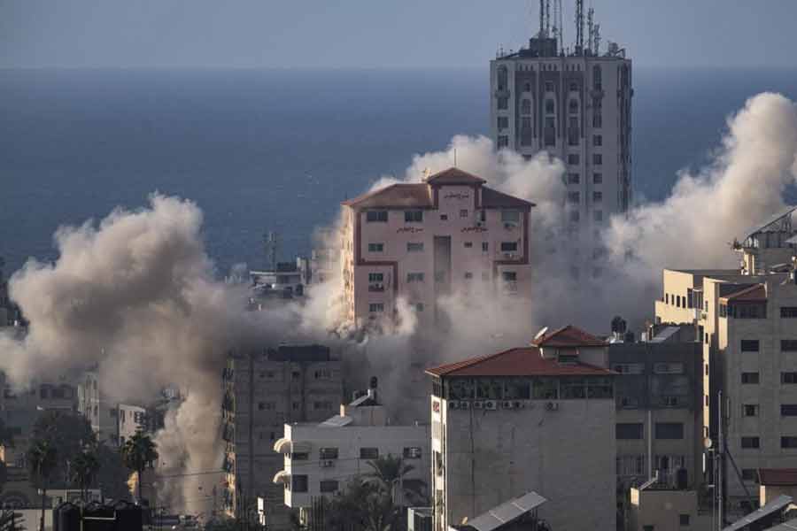 What is Hezbollah and how they are involved in Israel War