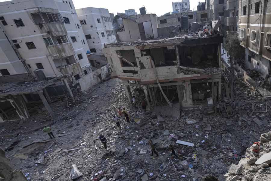 What is Hezbollah and how they are involved in Israel War