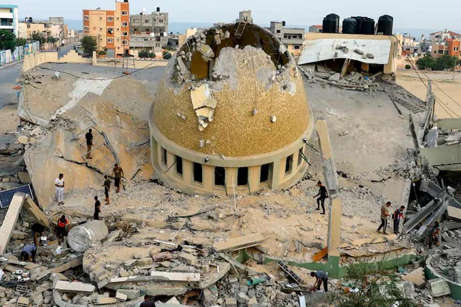 বিশেষজ্ঞদের একাংশ মনে করেন, উপসাগরীয় যুদ্ধে জড়িয়ে পড়ে লাভের লাভ কিছুই হয়নি আমেরিকার। যুদ্ধে জয়ী হয়েও ওয়াশিংটনের অধরা থেকে গিয়েছে পশ্চিম এশিয়ার বড় অংশই।