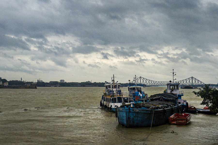 Heavy rain forecast in district of South Bengal over the next two days
