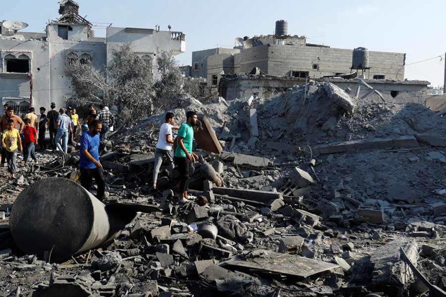 fifty five people killed as strikes on Gaza intensify, Damascus, Aleppo airports damaged