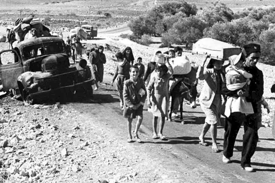 সেই শুরু। তার পর থেকে বহু যুদ্ধ হয়েছে। ক্রমশ বদলেছে প্যালেস্তাইনের মানচিত্র। 