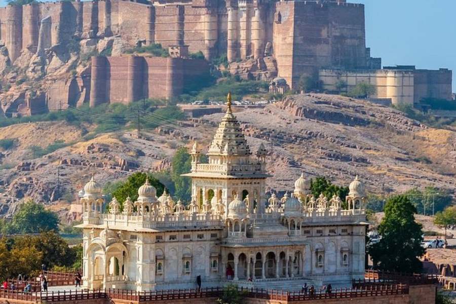 পুজোর ছুটিতে আপনার বেড়ানোর গন্তব্য এবার কি রাজস্থান? দুর্গের রাজ্যে?