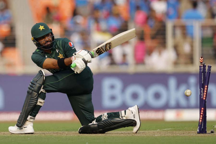 শার্দূল ঠাকুর কোনও উইকেট পাননি। তাঁকে দেওয়া হল ১০-এর মধ্যে ০।