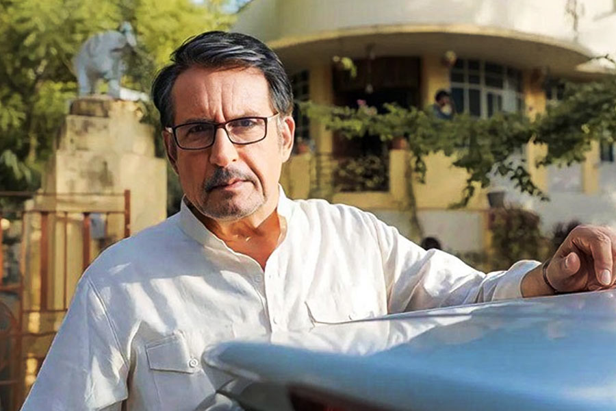 ষাটের দশকের বলি অভিনেতা কিরণ কুমার সম্প্রতি এক সাক্ষাৎকারে বলিউডের অন্য এক অভিনেতার প্রসঙ্গে মুখ খুলেছেন। তাঁকে ঘিরে মহিলা অনুরাগীদের যে কী ধরনের উন্মাদনা ছিল তাও ব্যক্ত করেছেন কিরণ।