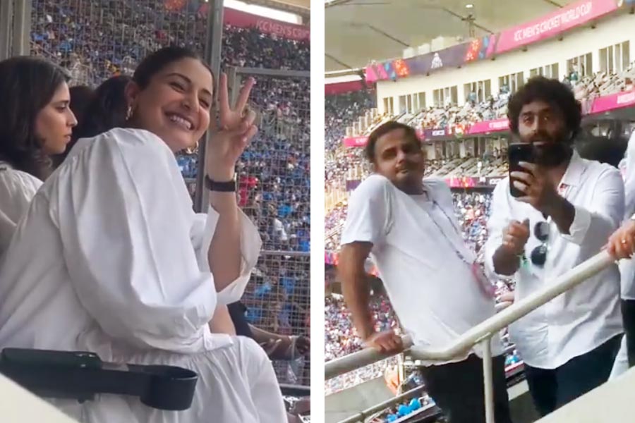 How much Arijit Singh charges for performing at weddings and events