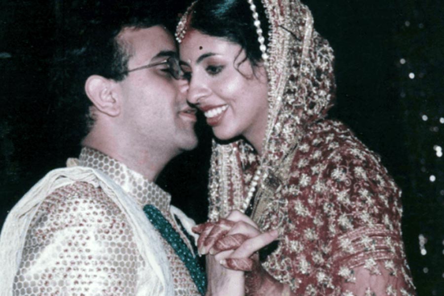 ১৯৯৭ সালে দিল্লির শিল্পপতি নিখিল নন্দকে বিয়ে করেন অমিতাভ-কন্যা শ্বেতা। অমিতাভ জানান, শ্বেতার বিয়ের পর তাঁদের বাড়ি যেন ফাঁকা হয়ে যায়।