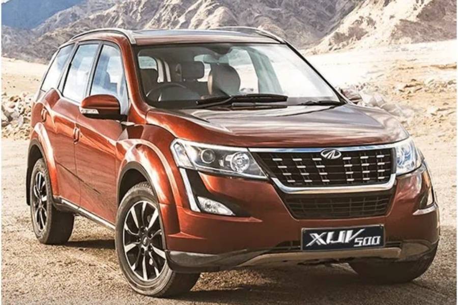 ৩১ অক্টোবর পর্যন্ত তো বটেই,  তার পর একে একে দেশব্যাপি দশেরা, দিওয়ালি,  ঈদের মতো মহোৎসব উদযাপন আপনার আরও রঙিন করে তুলতে এক ঝাঁক গাড়ি প্রস্তুতকারী তাদের বিক্রিত গাড়ির ওপর নানা অঙ্কের ছাড় দিচ্ছে। 