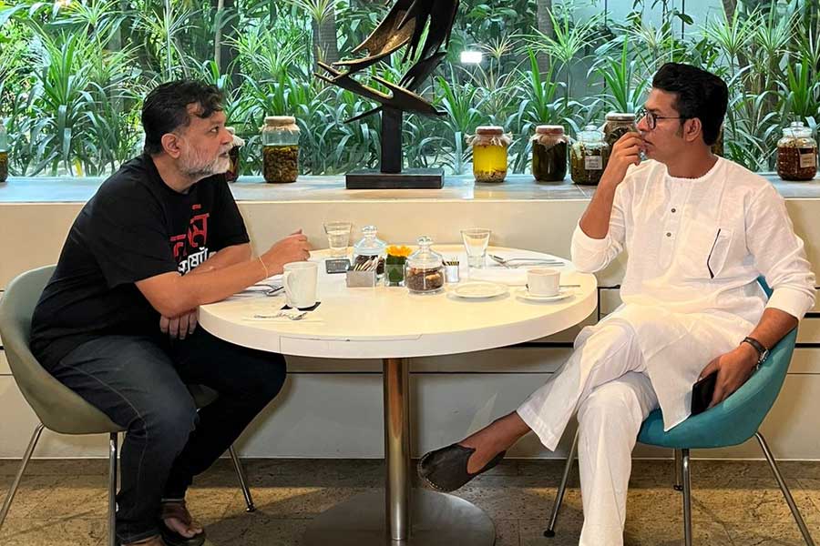 সৃজিত-অনির্বাণ।