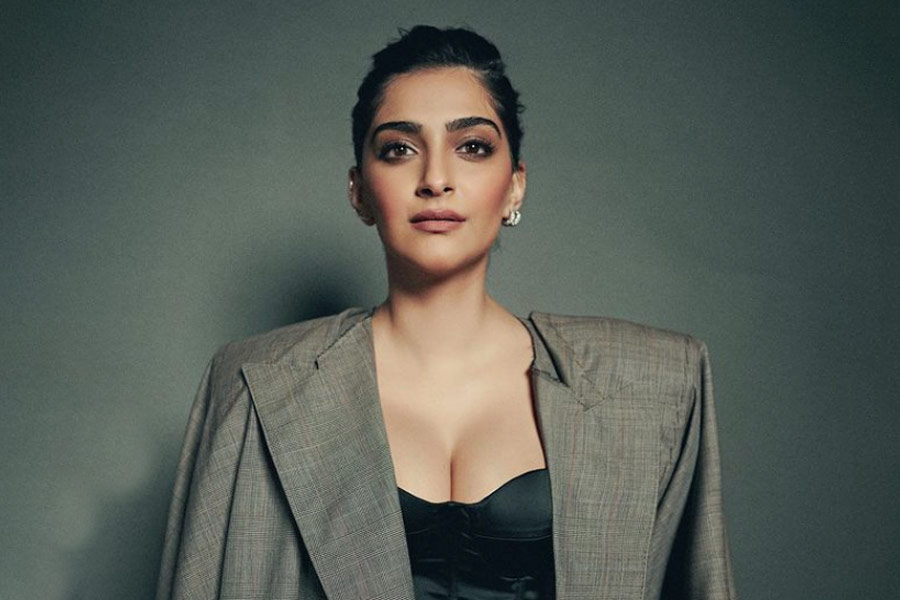 Step inside the lavish house of Sonam Kapoor and Anand Ahuja, Delhi bungalow worth 173 crores