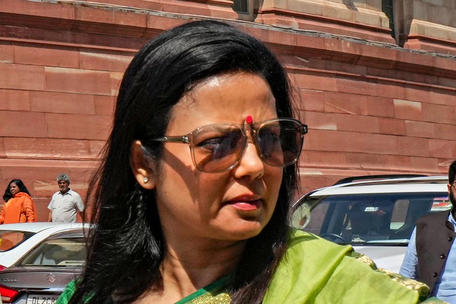 Parliaments ethics panel to hear BJP MP’s complaint against Mahua Moitra on October 26