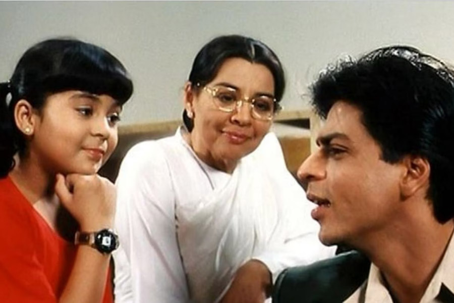 ‘কুছ কুছ হোতা হ্যায়’ ছবিতে রাহুলের মায়ের চরিত্রে অভিনয় করেন ফারিদা জালাল। বলিপাড়া সূত্রে খবর, ছবিতে অভিনয় করে ৫ লক্ষ টাকা পারিশ্রমিক পেয়েছিলেন তিনি।