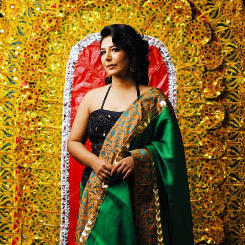 How to drape your saree in different style for festive season.