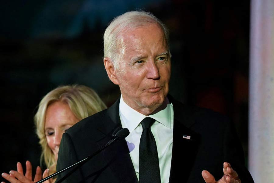 Joe Biden leaves for Israel, but meeting with Arab leaders called off after Gaza Hospital strike
