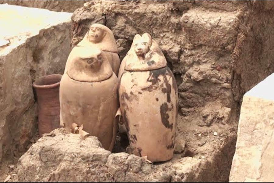 Egypt | 5000 Years Old Wine Jars Found In Egyptian Queen’s Tomb While ...