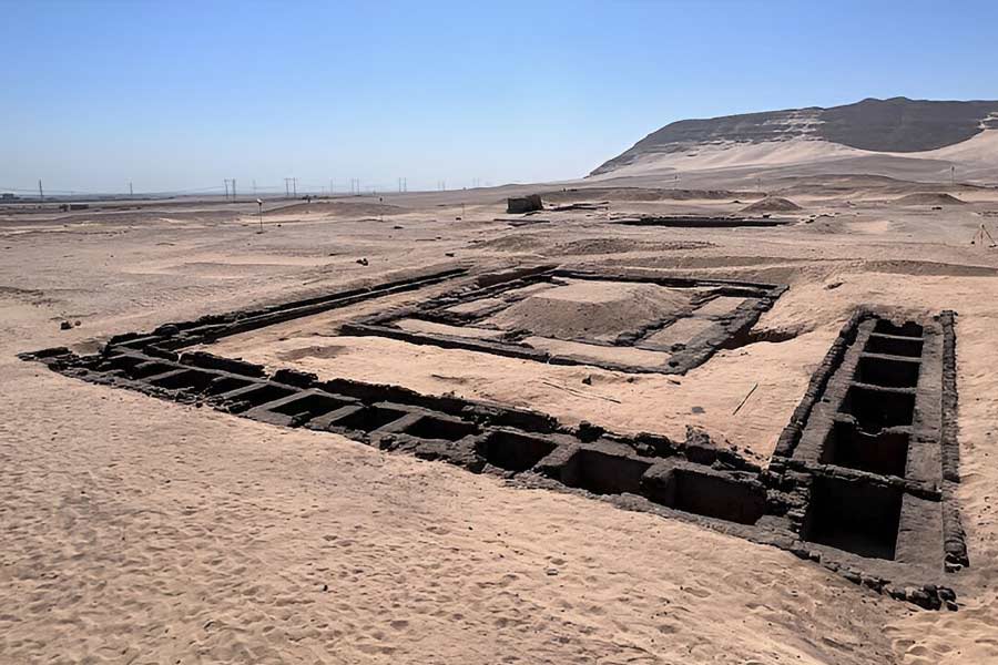 5000 years old wine jars found in Egyptian Queen’s Tomb while research