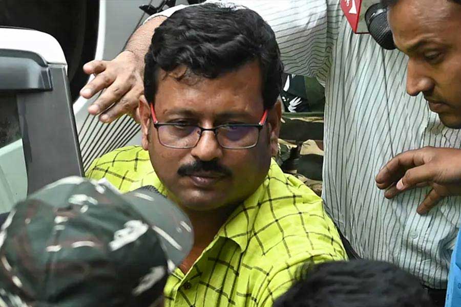 Among the 12 heavyweights arrested on corruption charges, whose first Durga Puja is in jail, whose second