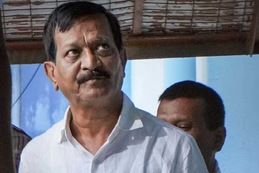 Among the 12 heavyweights arrested on corruption charges, whose first Durga Puja is in jail, whose second