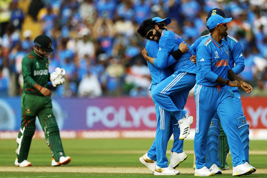 তানজ়িদও খারাপ খেলেননি। তাঁর নামের পাশে আছে ৪৩ বলে ৫১ রান। আনন্দবাজার অনলাইনের বিচারে এই ম্যাচ থেকে তাঁর প্রাপ্য ১০-এর মধ্যে ৭।