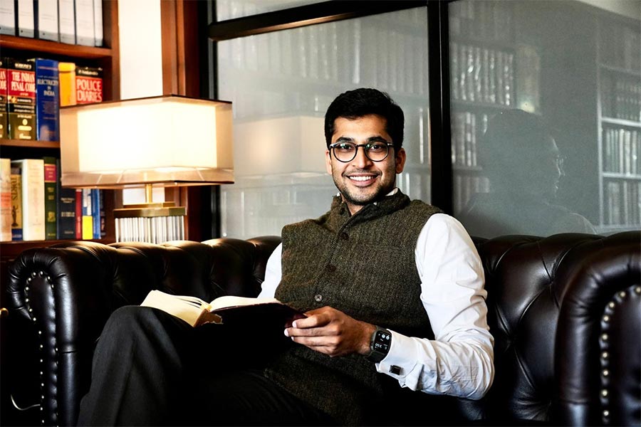 জয় অনন্ত দেহাদ্রাই।