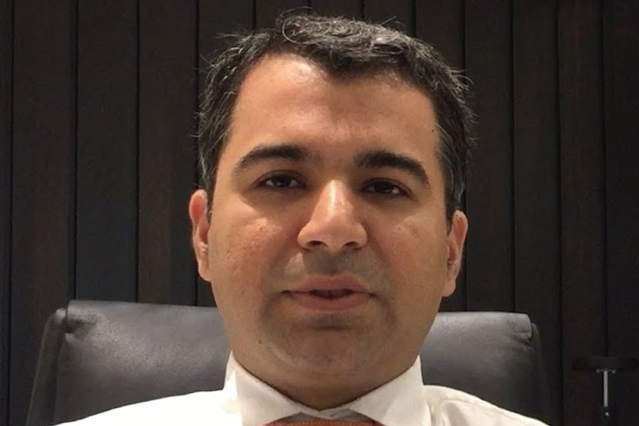 হীরানন্দানি গোষ্ঠীর পরিচালনা পর্ষদের অংশ হিসাবে দর্শন একটি হাসপাতালও তৈরি করেছেন। ভারতের অন্যতম ‘সেরা হাসপাতাল’-এর তকমাও পেয়েছে সেই হাসপাতাল।