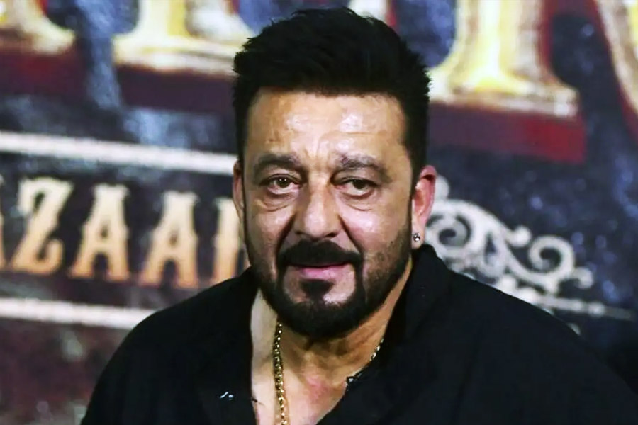 Sanjay dutta charged 8 crore, how many crores Thalapathy Vijay was paid