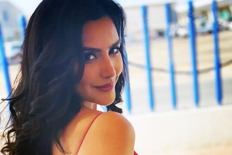 Sanjay dutta charged 8 crore, how many crores Thalapathy Vijay was paid