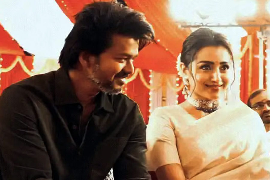 Sanjay dutta charged 8 crore, how many crores Thalapathy Vijay was paid