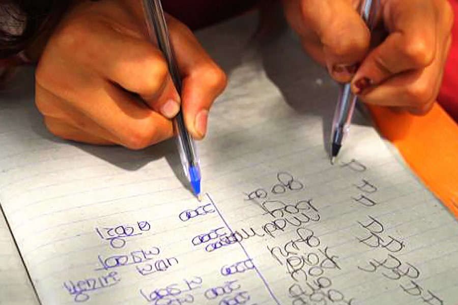 Veena Vadini Public School is the only ambidextrous school in India where students can write using both hands together