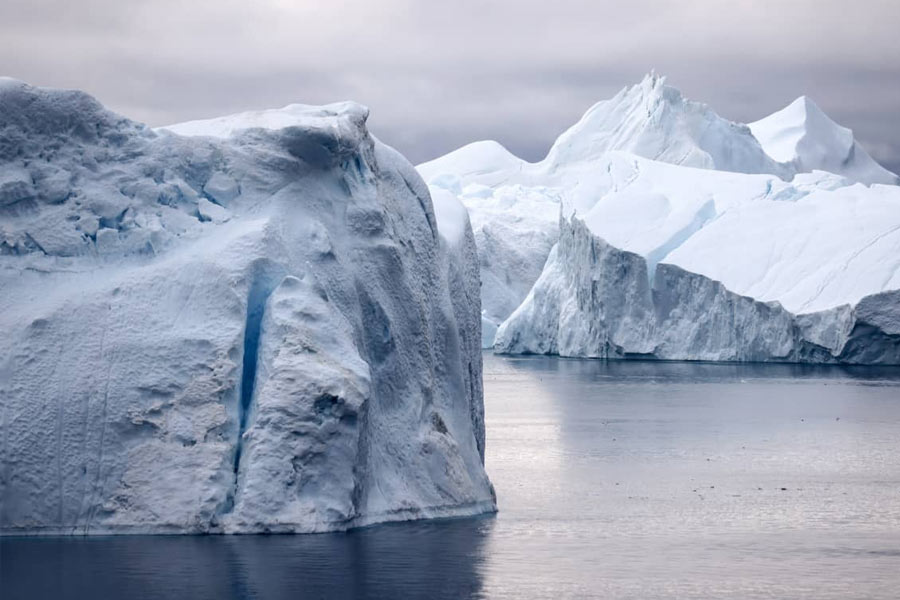 পরীক্ষা শেষে বিজ্ঞানীরা দেখেন, গত কয়েক বছর থোয়াইটস হিমবাহের নীচের অংশের জলের তাপমাত্রা বেশ কিছুটা বেড়েছে।