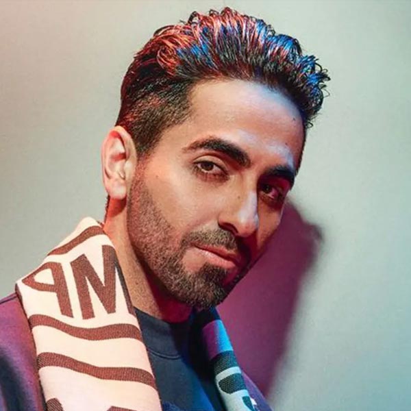 ২০১২ সালে ‘ভিকি ডোনার’ ছবিতে অভিনয় করে বলিপাড়ায় আত্মপ্রকাশ করেন আয়ুষ্মান খুরানা। তবে অভিনেতাকে প্রথম দেখা যায় ছোট পর্দায় ‘রোডিজ় সিজ়ন ২’ রিয়্যালিটি শোয়ে।