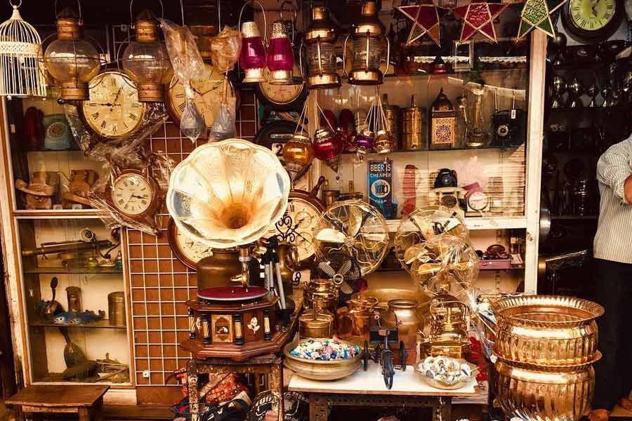 Chor Bazar market of Mumbai moves into high street shopping complex