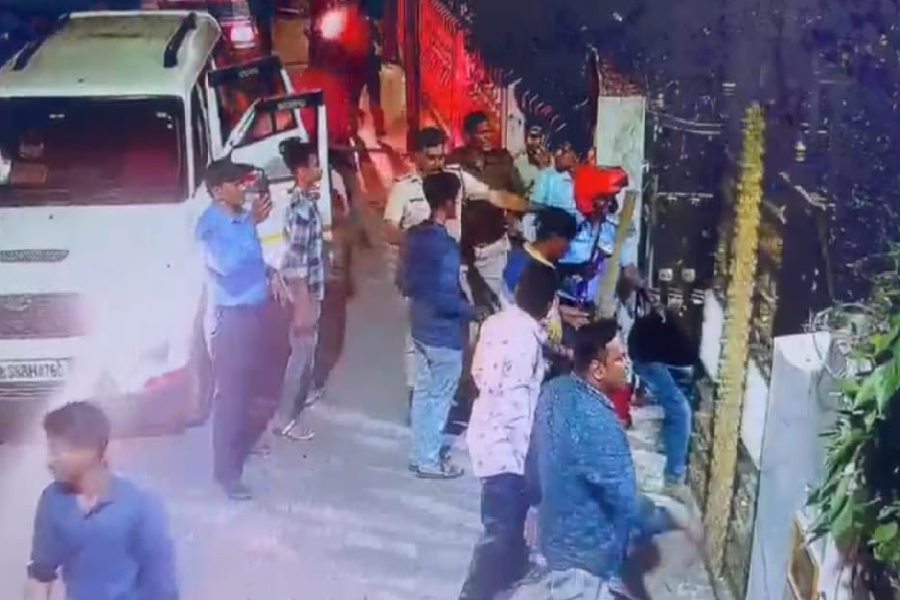 Clash between two groups of TMC during Durga Idol emersion in Murshidabad