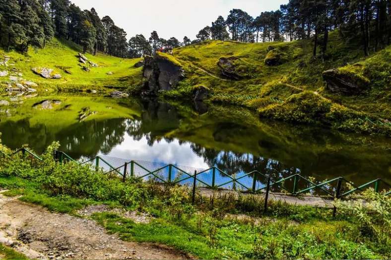 আপনার সঙ্গীর সাথে হিমাচলের এই অদেখা জায়গায় যান, জীবন রোমান্সে ভরে উঠবে।