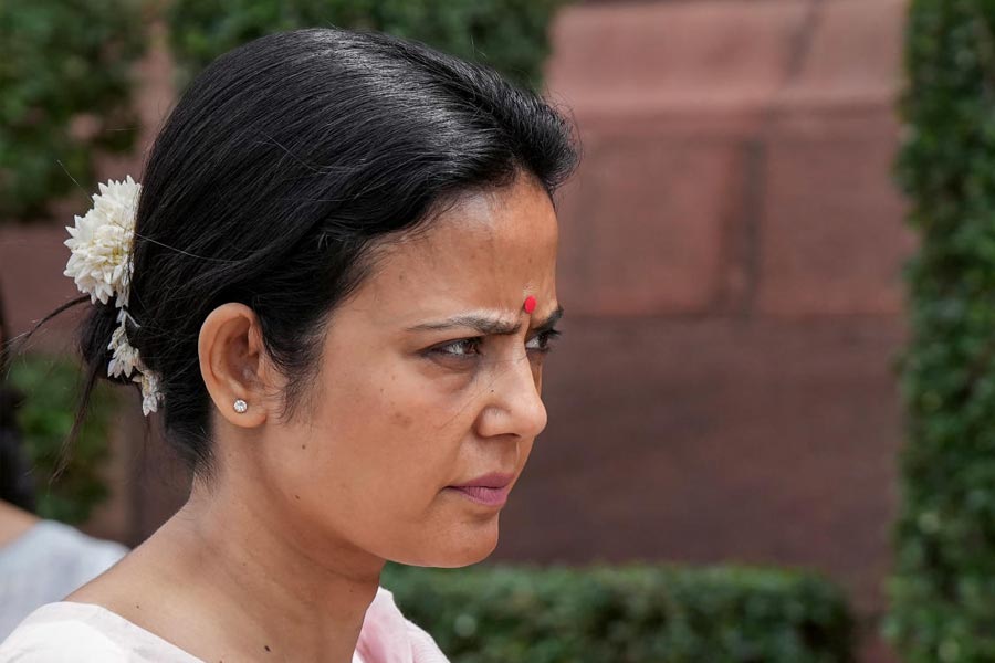 Mahua Moitra bribe row, what will Lok Sabha ethics committee hear on Thursday 