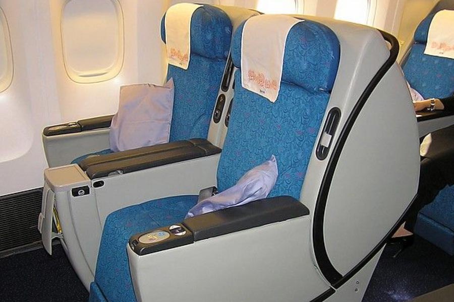 All you need to know about missing aircraft of Pakistan that allegedly sold in Germany in lesser price