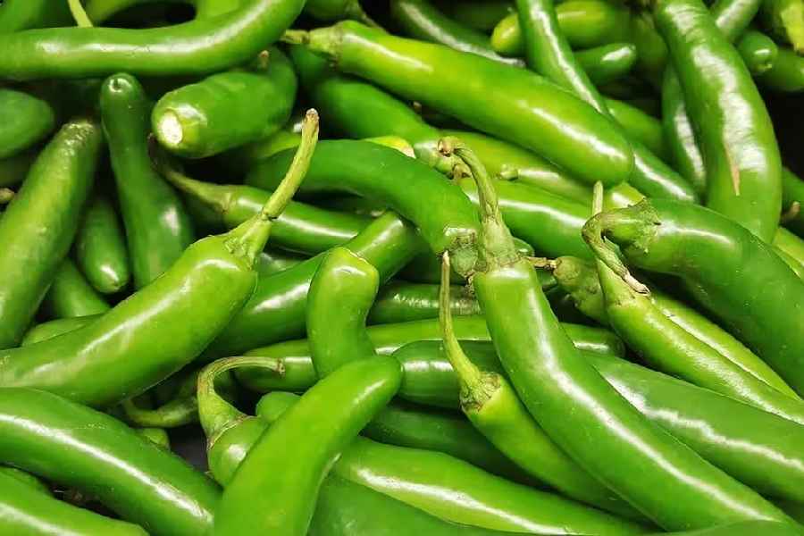 Seven surprising health benefits of green chillies.