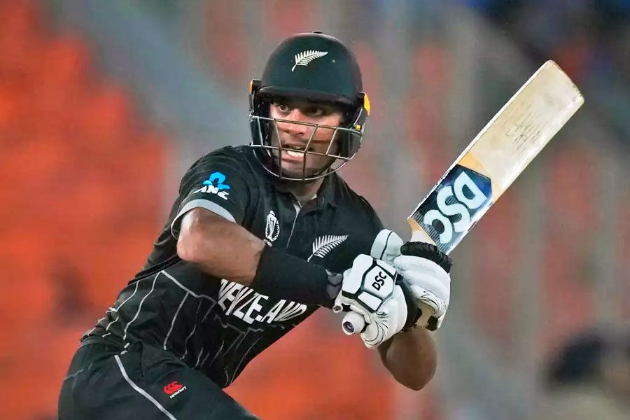 শনিবার নিউ জ়িল্যান্ড বনাম অস্ট্রেলিয়ার ম্যাচেও শতরান করে প্রশংসা কুড়িয়েছেন ভারতীয় বংশোদ্ভূত নিউ জ়িল্যান্ডের বাঁহাতি অলরাউন্ডার রাচিন।