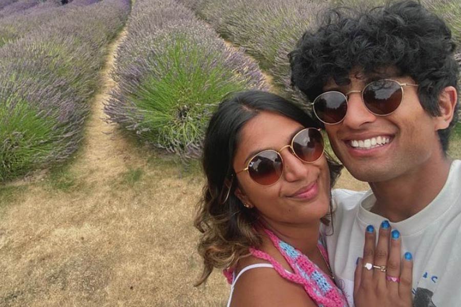 সংবাদ সংস্থা সূত্রে খবর, পেশায় পোশাকশিল্পী প্রেমিলা। নিউ জ়িল্যান্ডের ফ্যাশন ইন্ডাস্ট্রিতে ইতিমধ্যেই নিজের পরিচিতি তৈরি করে ফেলেছেন তিনি।