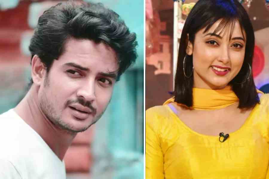 Bengali serial actress Roshni Tanwi Bhattacharya opens up about her relation with actor Suman Dey.