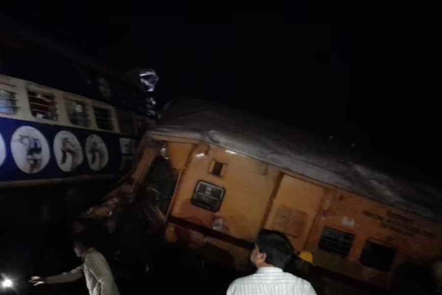 image of train accident