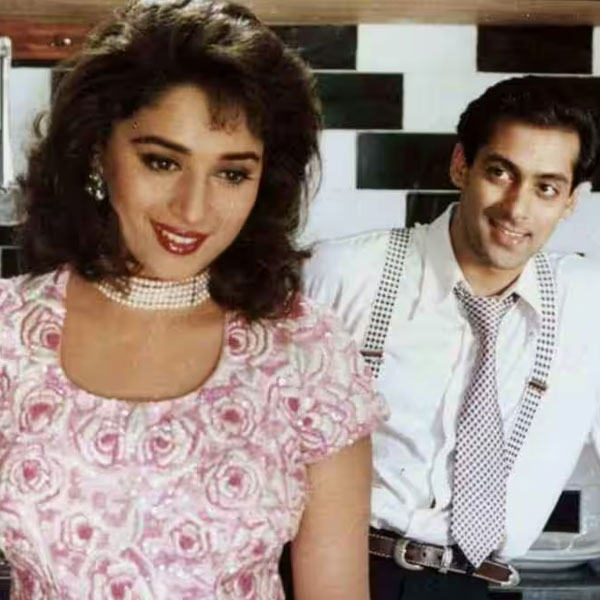 বলিপাড়া সূত্রে খবর, ‘হম আপকে হ্যায় কৌন’ ছবিটি তৈরি করতে ৬ কোটি টাকা খরচ করেছিলেন নির্মাতারা।