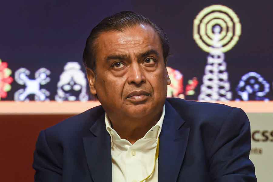 Man arrested for allegedly giving death threats to Mukesh Ambani
