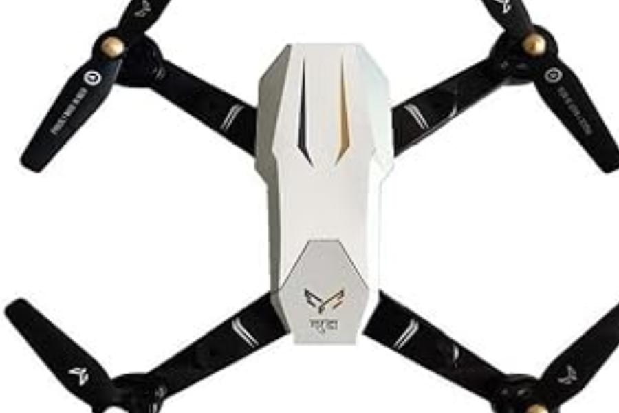 শপজেনিক্স ওয়াইফাই এইচডি গারুডা ড্রোন: বাজেট এর বেশি করলে, ১০০০০ টাকার মধ্যে ১০৮০পি মানের ভিডিয়োর ১০০ ডিগ্রি অয়াইড অ্যাঙ্গেল ক্যামেরার ড্রোনটি দেখে নিতে পারেন। ১৬০০ এমএইচ অটো হোভার ফোল্ডেবল আরসি ড্রোন কোয়াড-কপ্টার ক্যামেরাতে পেয়ে যাবেন ৭২০ পি লাইভ ভিডিয়োর সুযোগ।