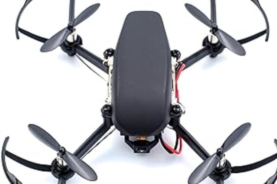 প্লুটো এক্স:  এই ড্রোনটি দীপাবলির কারণে বেশ পকেট বান্ধব দামে পেয়ে যেতে পারেন অনলাইন বিপননী সংস্থাতে। প্রোগ্রামমেবল ক্র্যাশ রেসিস্ট্যান্ট ন্যানো ড্রোন যুক্ত ক্যামেরা রয়েছে এতে। অর্থাৎ প্রায় ১২ হাজার টাকা দামের তুলনায় আপনি ফিচারও পেয়ে যাবেন অনেক।