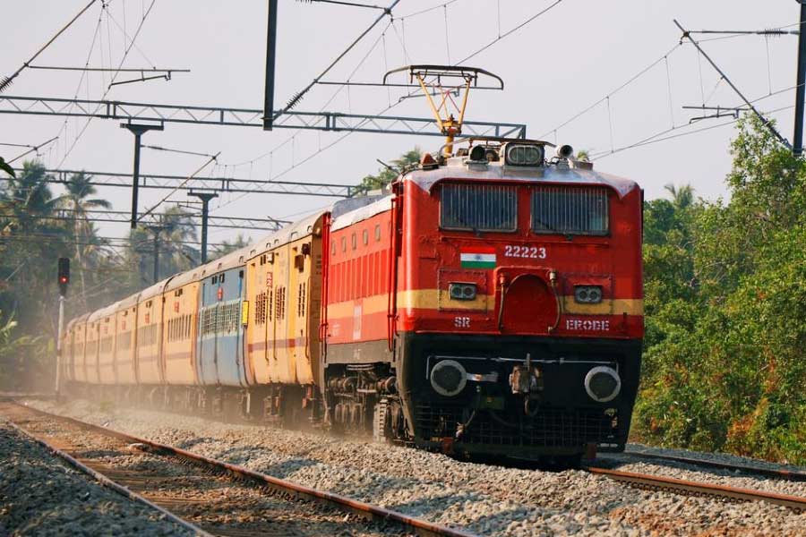 ভারতীয় রেলের ১৬৬ বছরের ইতিহাসে এই ঘটনা এর আগে কখনও ঘটেনি। ঘটল গত বৃহস্পতিবার (৩১ অগস্ট)।
