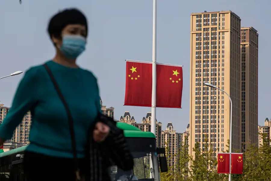 একই ধরনের অভিযোগ জানিয়েছে ফিলিপিন্স, মালয়েশিয়া এবং তাইওয়ান। তারা সাফ জানিয়েছে, দক্ষিণ চিন সাগরে একচ্ছত্র আধিপত্য বিস্তার করতে চাইছে চিন। সেই লক্ষ্যেই এমন উস্কানিমূলক আচরণ করছে বেজিং।