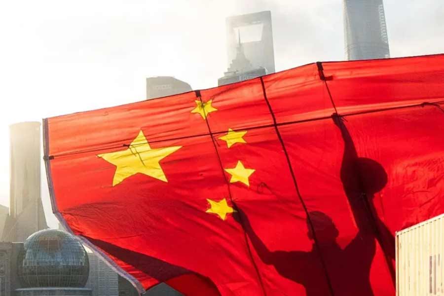 কেন হঠাৎ নতুন মানচিত্রের প্রয়োজন পড়ল? সে প্রশ্নের জবাব দিয়ে ওয়েনবিন বলেন, ‘‘যা হয়েছে, তা সার্বিক ভালর জন্যই। চিন সরকারের লক্ষ্য হল, দেশের প্রতিটি জনগণের কাছে ভাল পরিষেবা পৌঁছে দেওয়া। নতুন মানচিত্র সেই কাজে সাহায্য করবে।’’