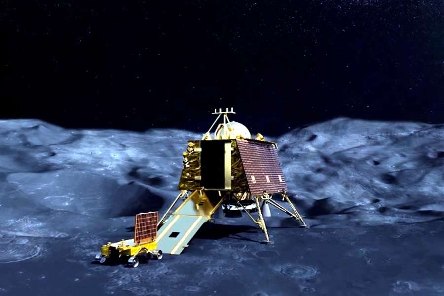 ISRO Payload LRA is waiting for night in the Moon Surface.