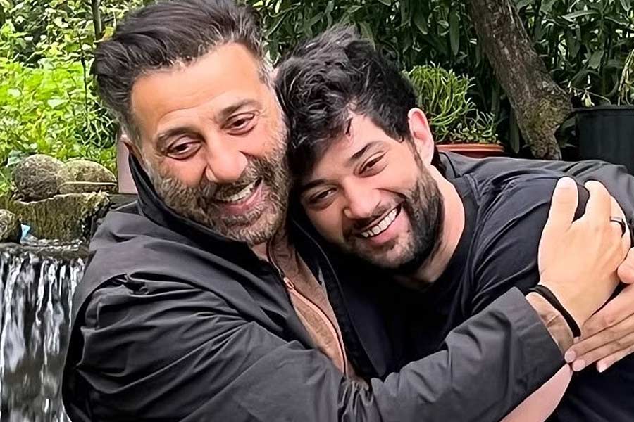 Sunny Deol hated that his son rajveer wanted to become an actor